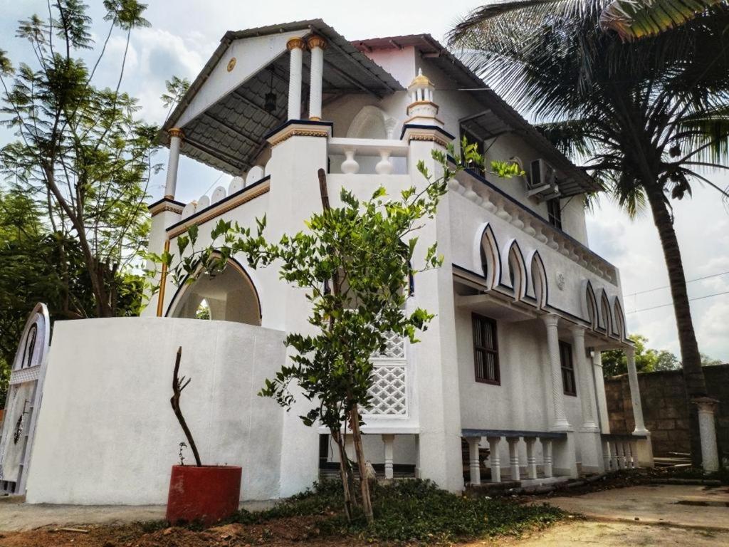 Meena Mahal Cottage Karaikkudi Bagian luar foto